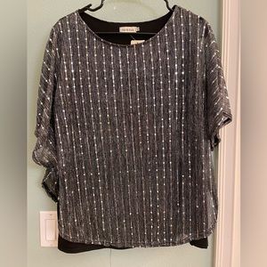 Sheer Sequined Ana & Kate XL short-sleeved top